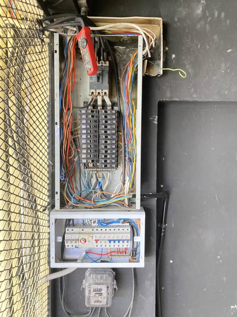 ตู้โหลดเซ็นเตอร์