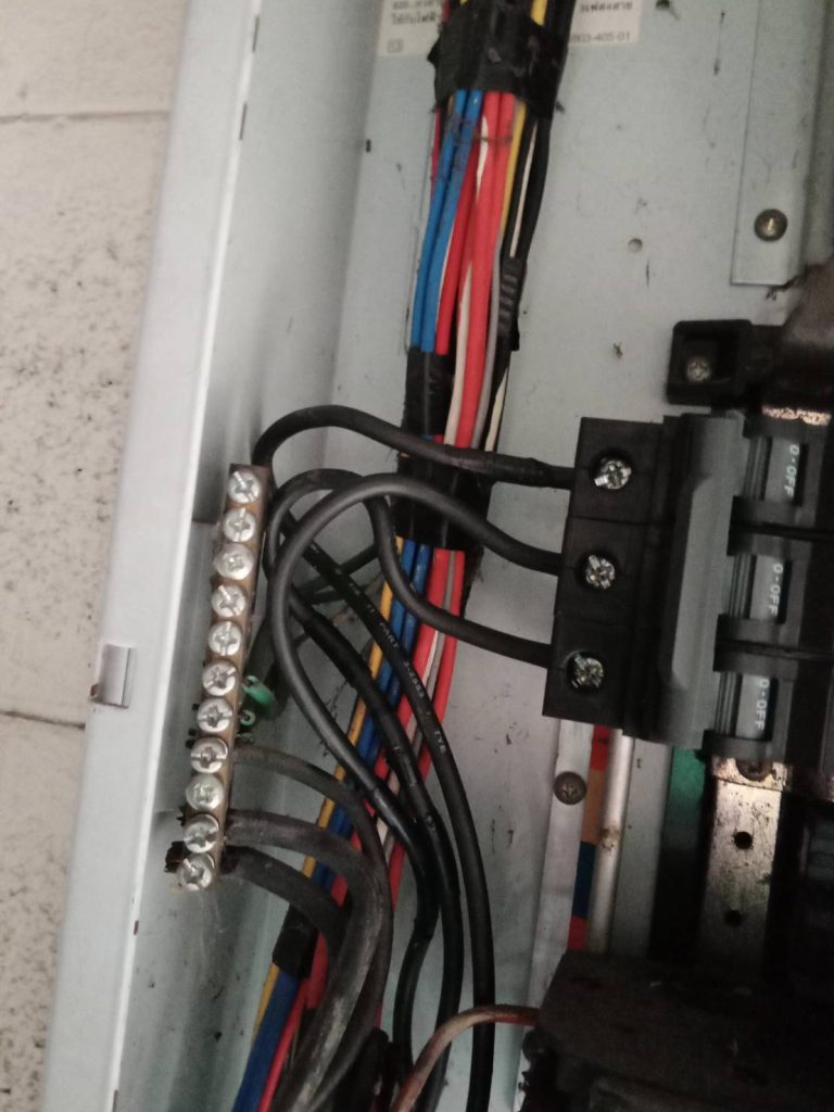 ตรวจเช็กตู้โหลดเซ็นเตอร์