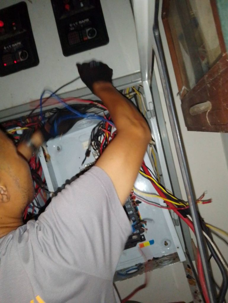 เช็คตู้โหลดเซ็นเตอร์