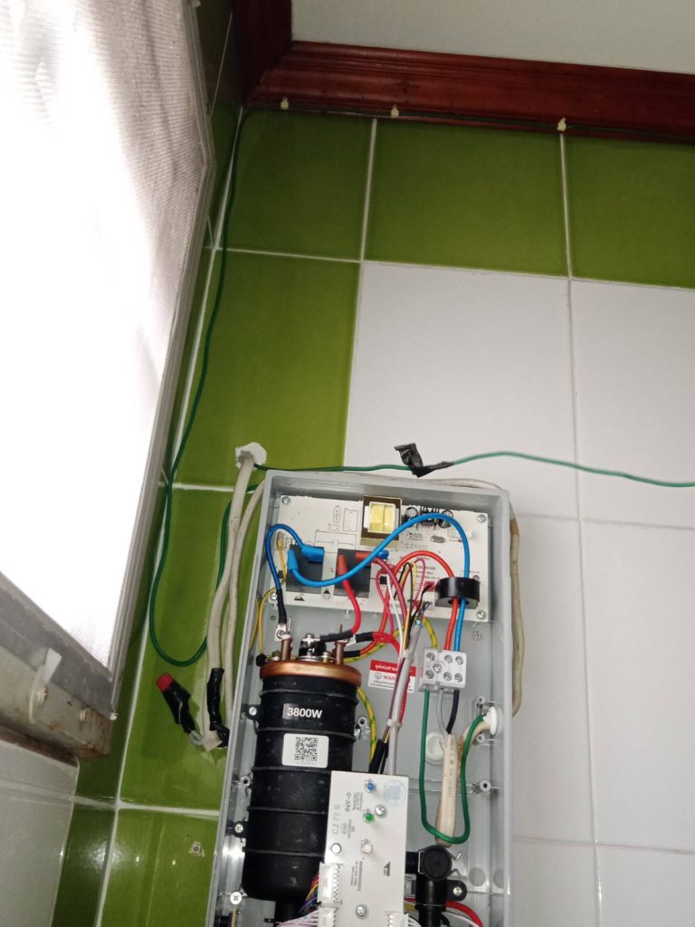 เครื่องทำน้ำอุ่น