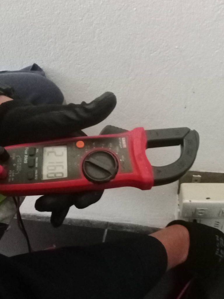 ตรวจเช็กปลั๊ก