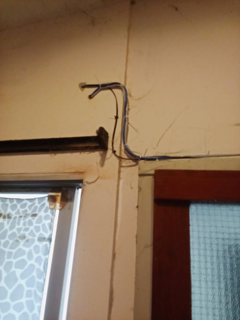 แนวสายไฟ