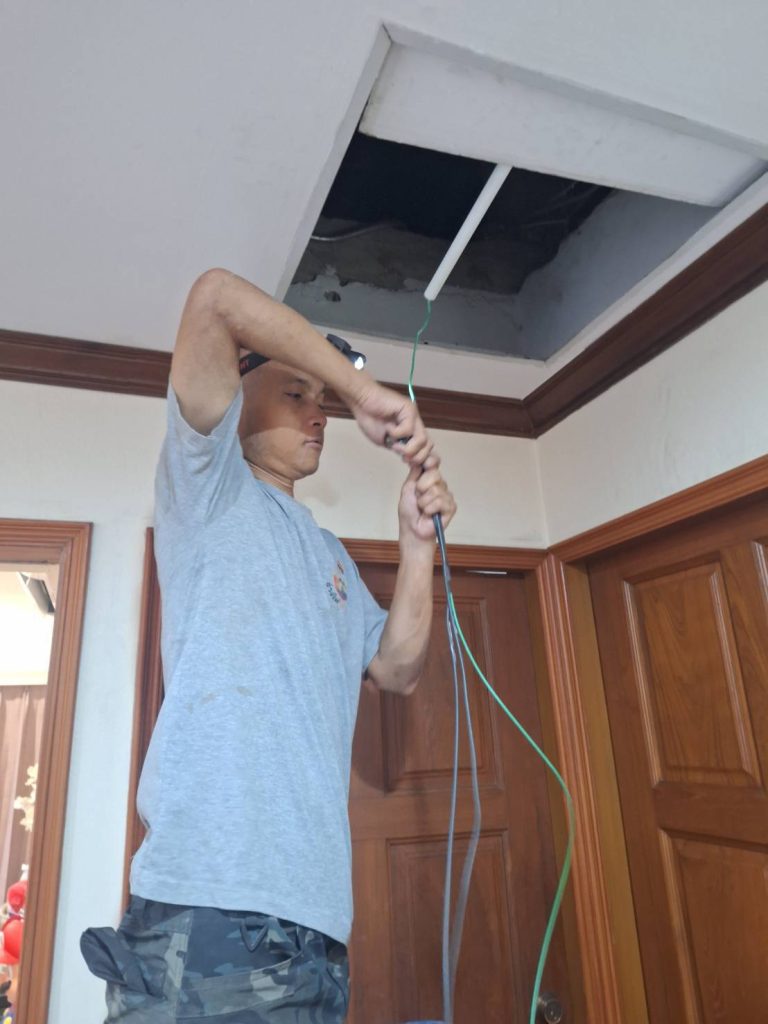 เดินท่อร้อยสาย