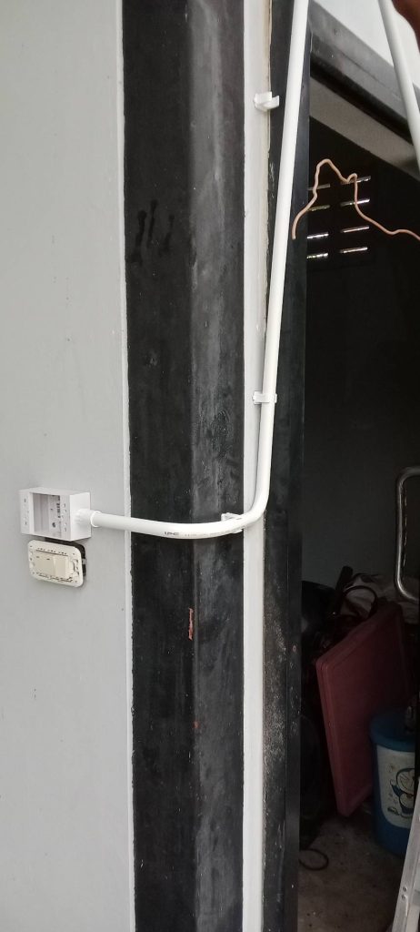 แนวท่อสายไฟ