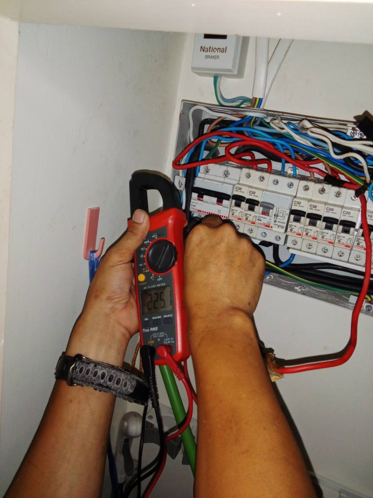 ตรวจเช็กตู้คอนซูมเมอร์