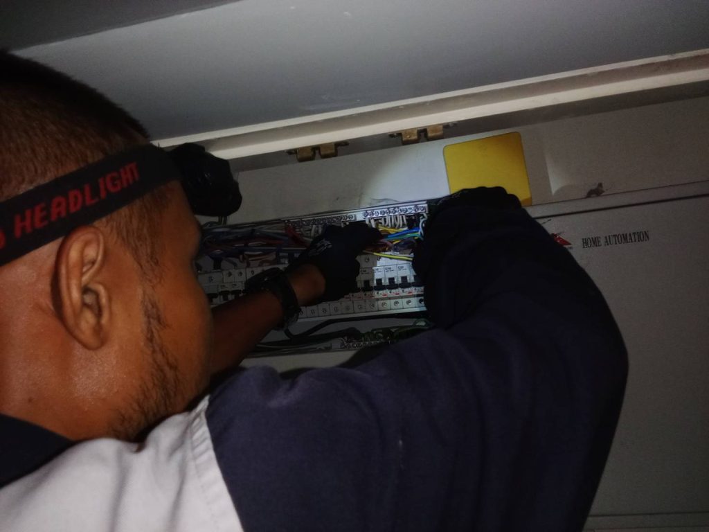 ซ่อมคอนซูมเมอร์ยูนิต