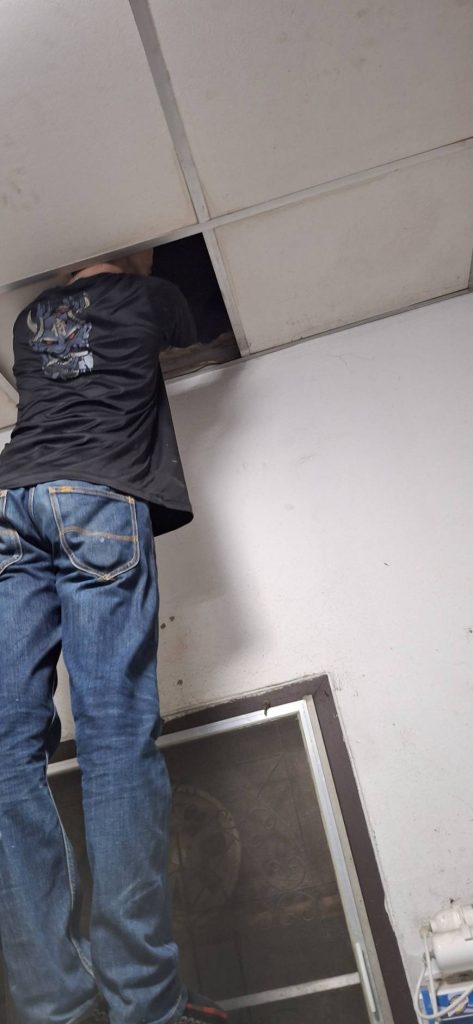 ปีนบันไดเช็กสาย