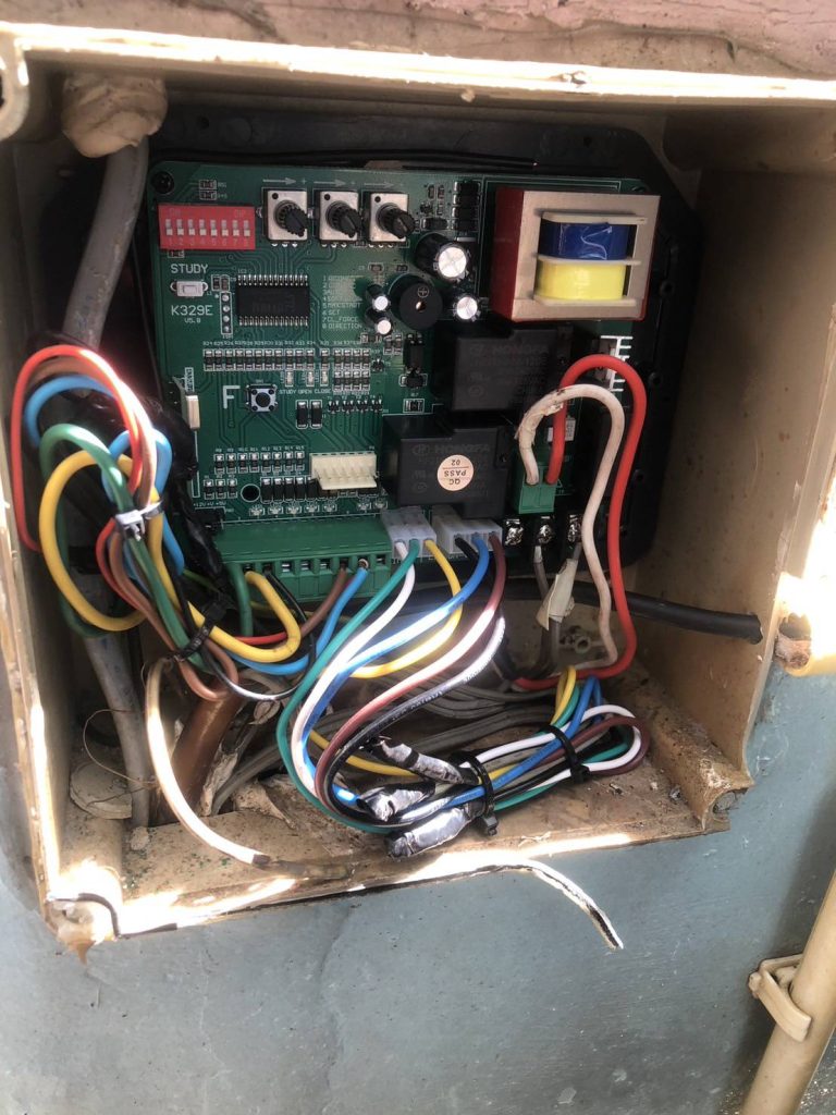 แผงวงจรมอเตอร์ประตูรีโมท