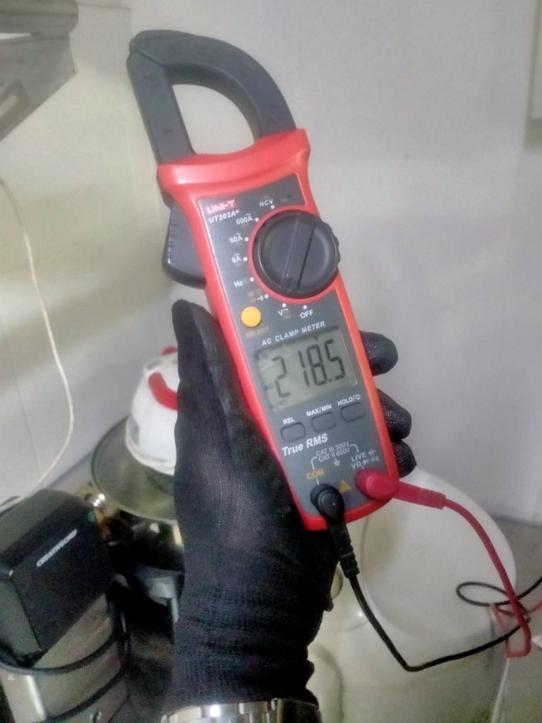 clamp meter