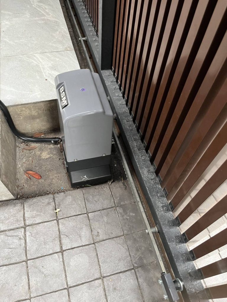 ตรวจเช็กมอเตอร์ประตูรีโมท