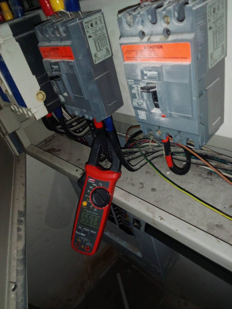 วัดไฟเบรกเกอร์