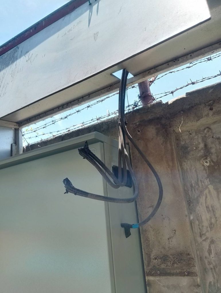 สายเมนเข้าตู้ไฟ