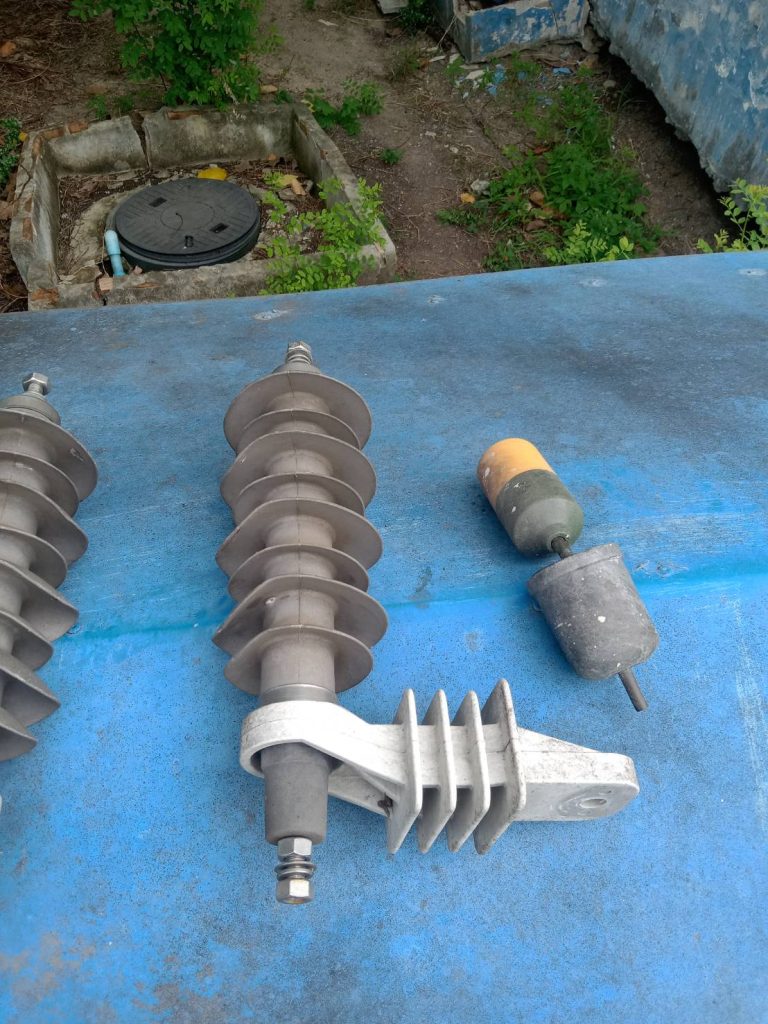 ตัวจับฟ้าผ่าสำหรับระบบไฟฟ้าแรงสูง 