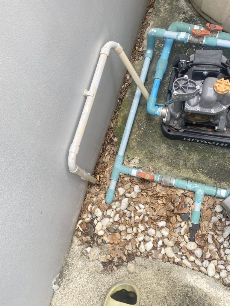 แนวท่อสายไฟปั๊มน้ำ