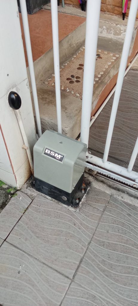 มอเตอร์ประตูรีโมท