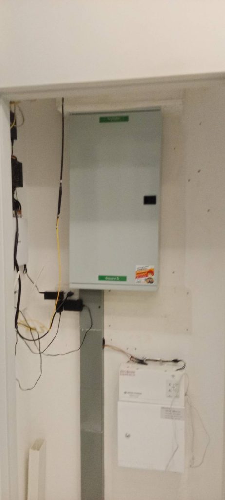 ตู้คอนซูมเมอร์