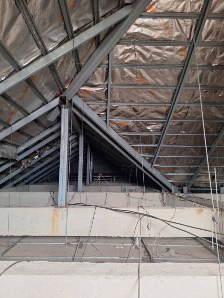 แนวสายไฟบนฝ้า