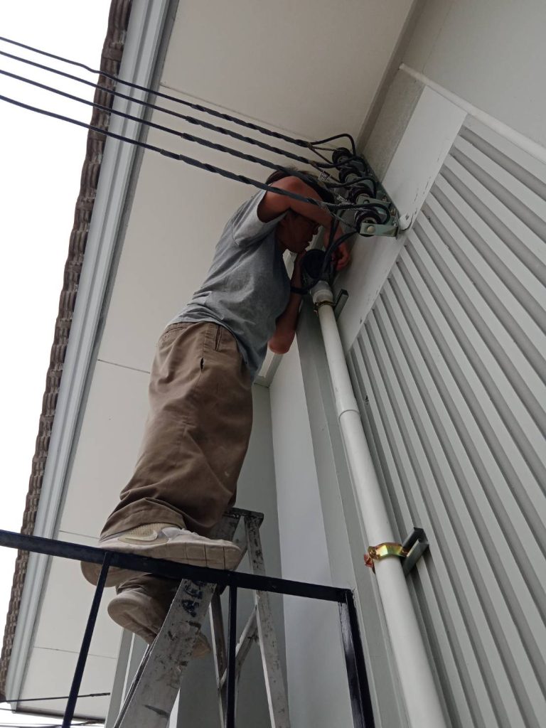 เดินท่อร้อยสาย