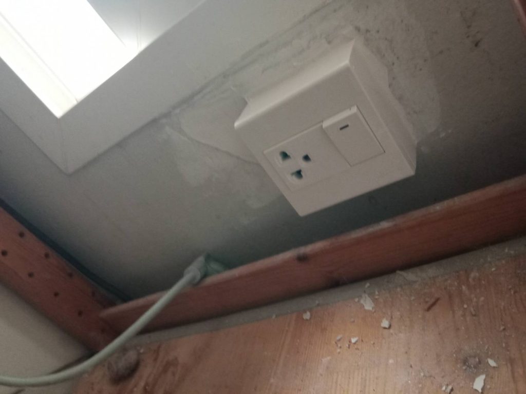 ปลั๊กและสวิตช์