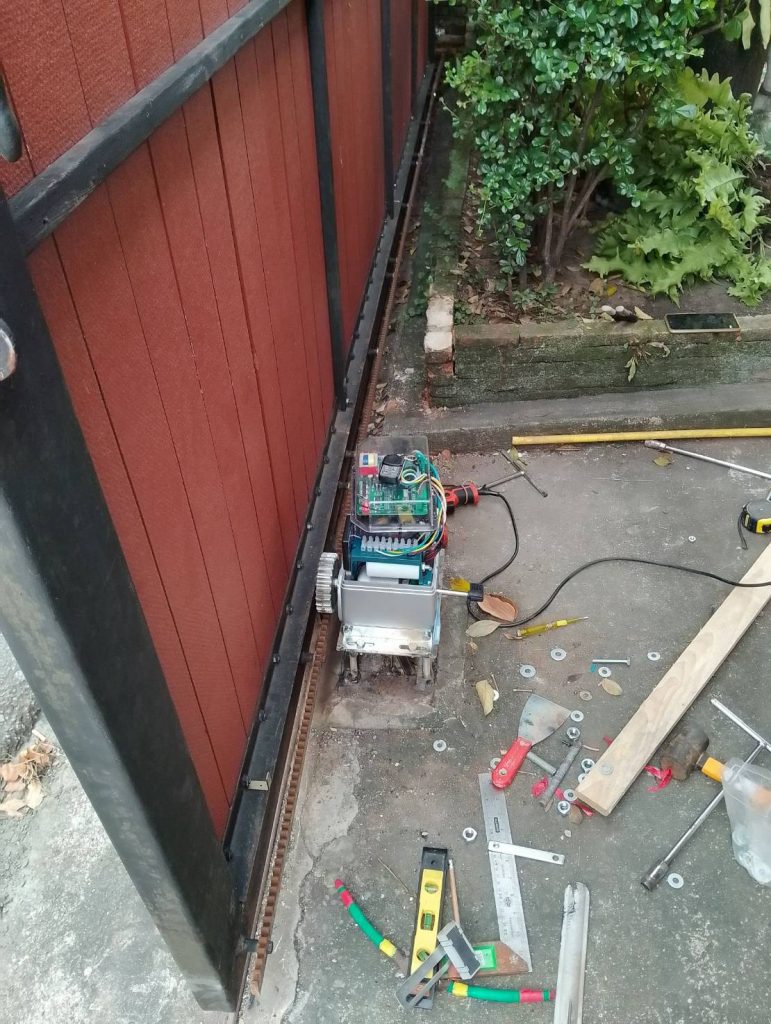 งานติดตั้งประตูรีโมท