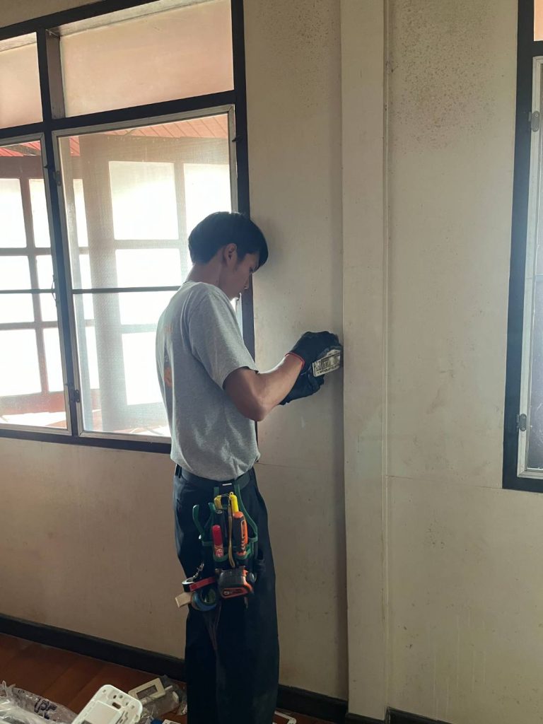 ติดตั้งปลั๊ก