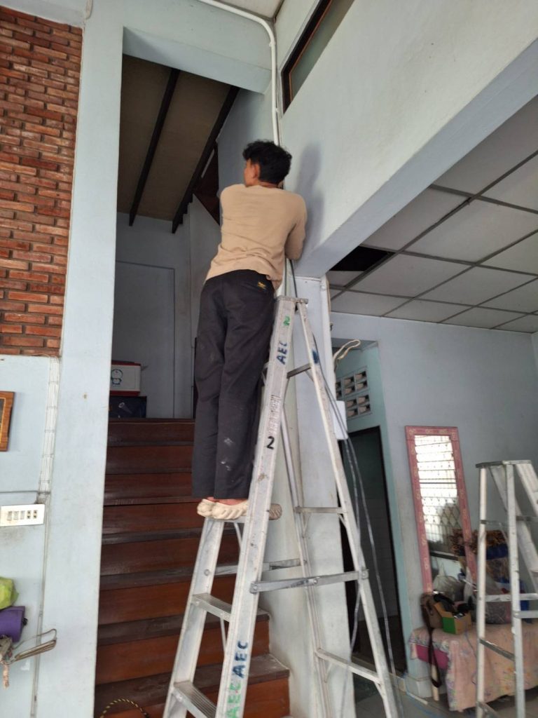 เดินท่อร้อยสาย
