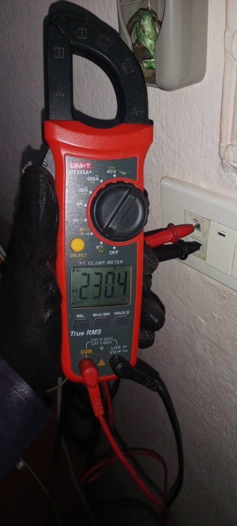 clamp meter
