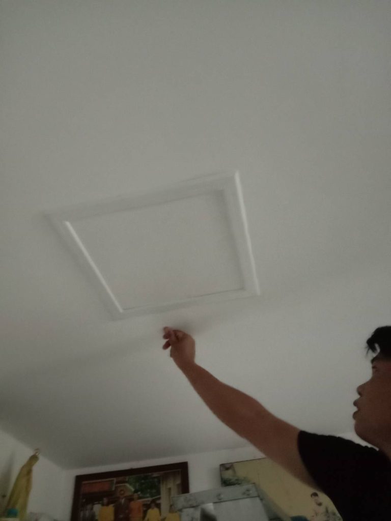 เจาะเปิดฝ้าทำช่องเซอร์วิส