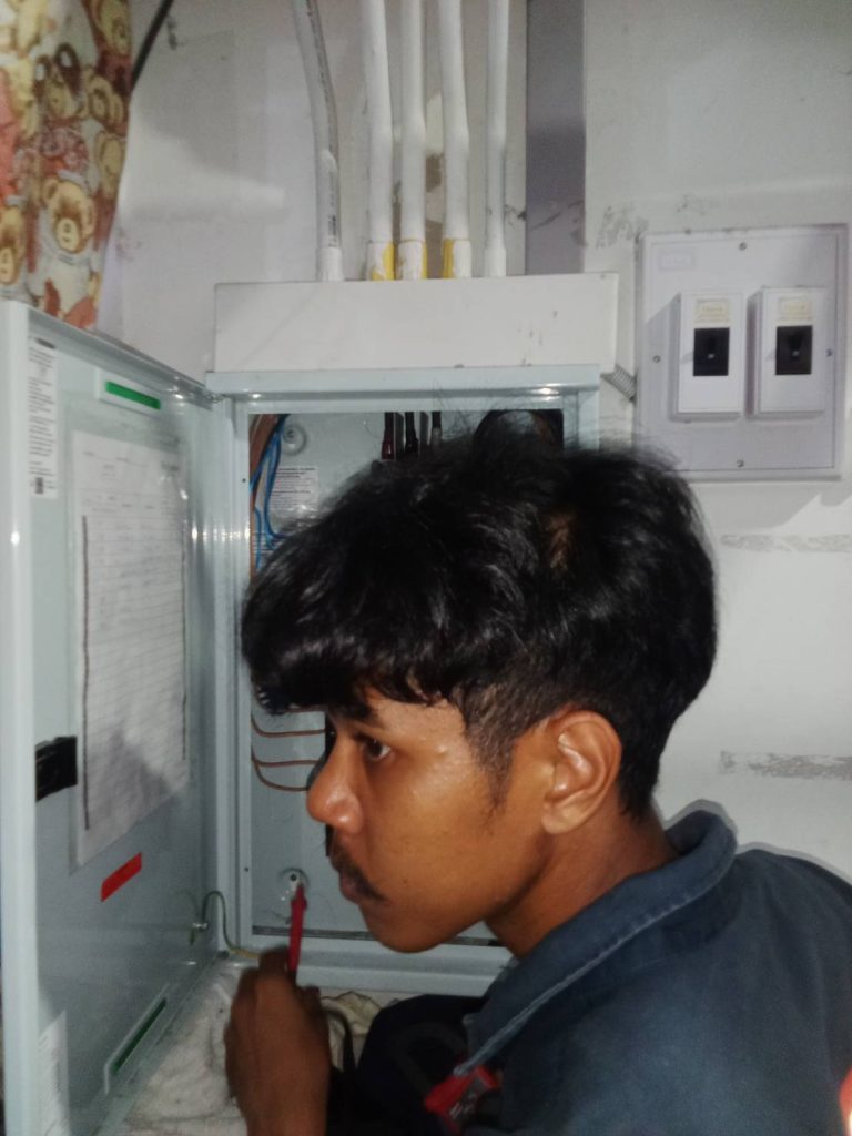 ตรวจเช็กตู้โหลดเซ็นเตอร์