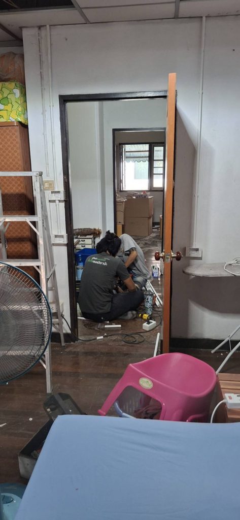 เดินท่อร้อยสาย