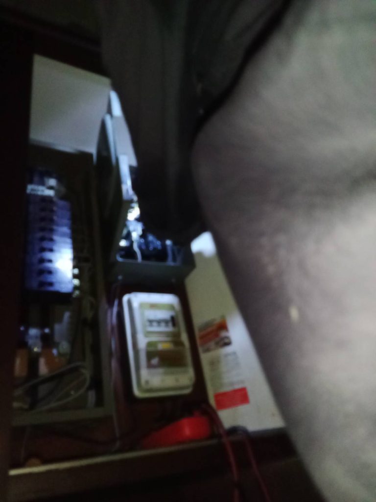 ตรวจเช็กตู้ไฟ