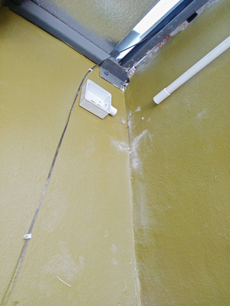 เดินท่อร้อยสาย