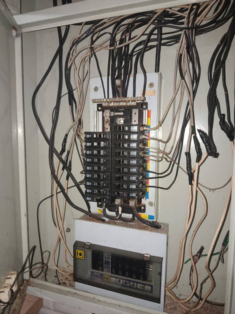 ตู้เมนไฟฟ้า