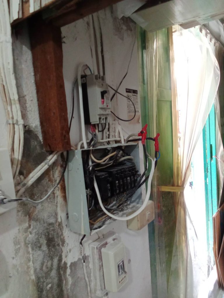 ตู้คอนซูมเมอร์