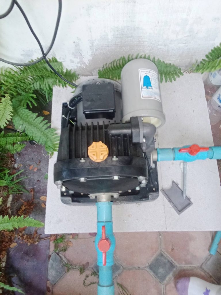 ปั๊มน้ำ