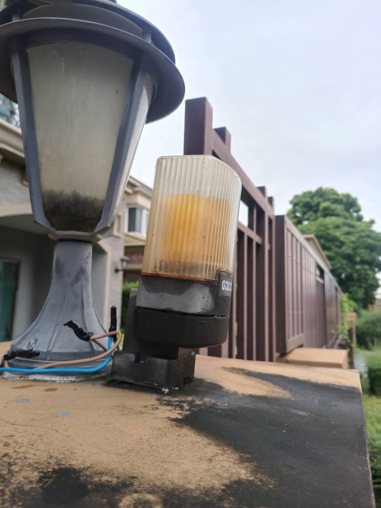 ไฟกระพริบหัวเสา