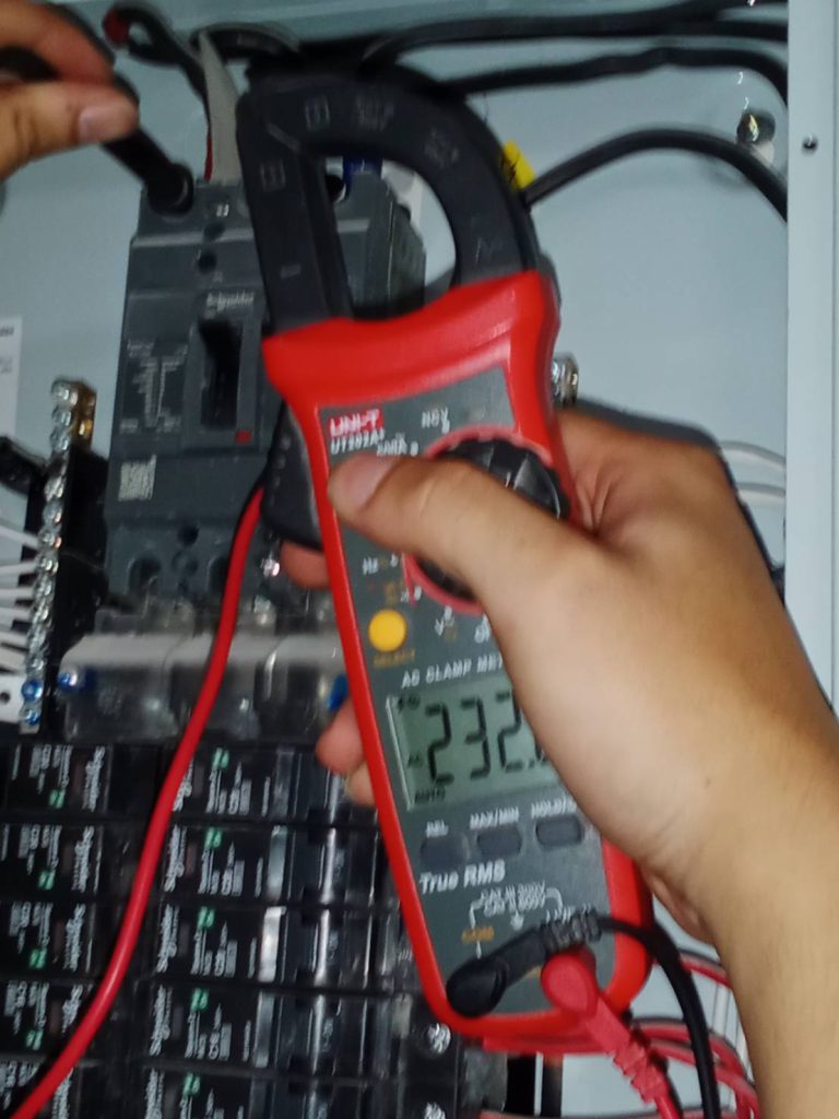 ตู้โหลดเซ็นเตอร์