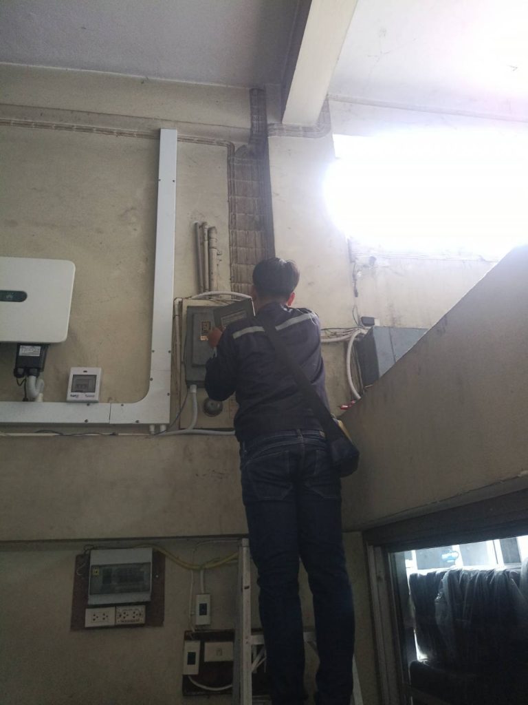 ซ่อมไฟตู้คอนซูมเมอร์