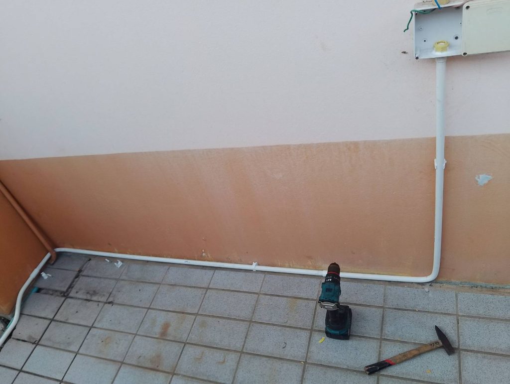 เดินท่อร้อยสาย