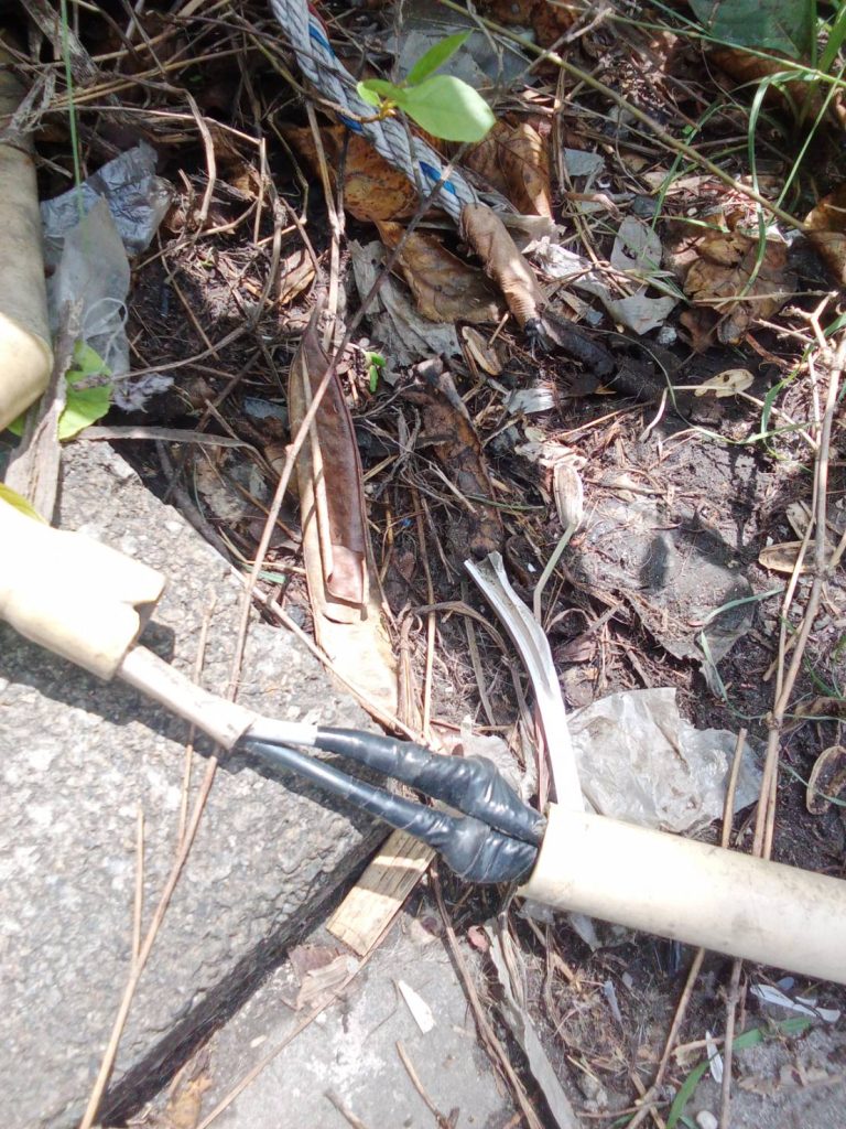 ซ่อมสายชำรุด