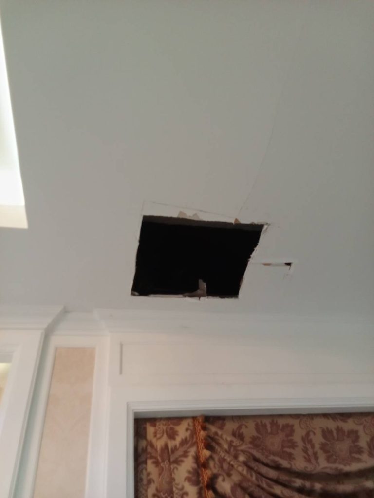 เปิดฝ้าเช็กสายไฟ