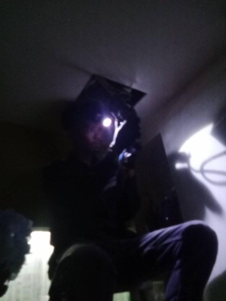 ทำงานภายใต้ความมืด