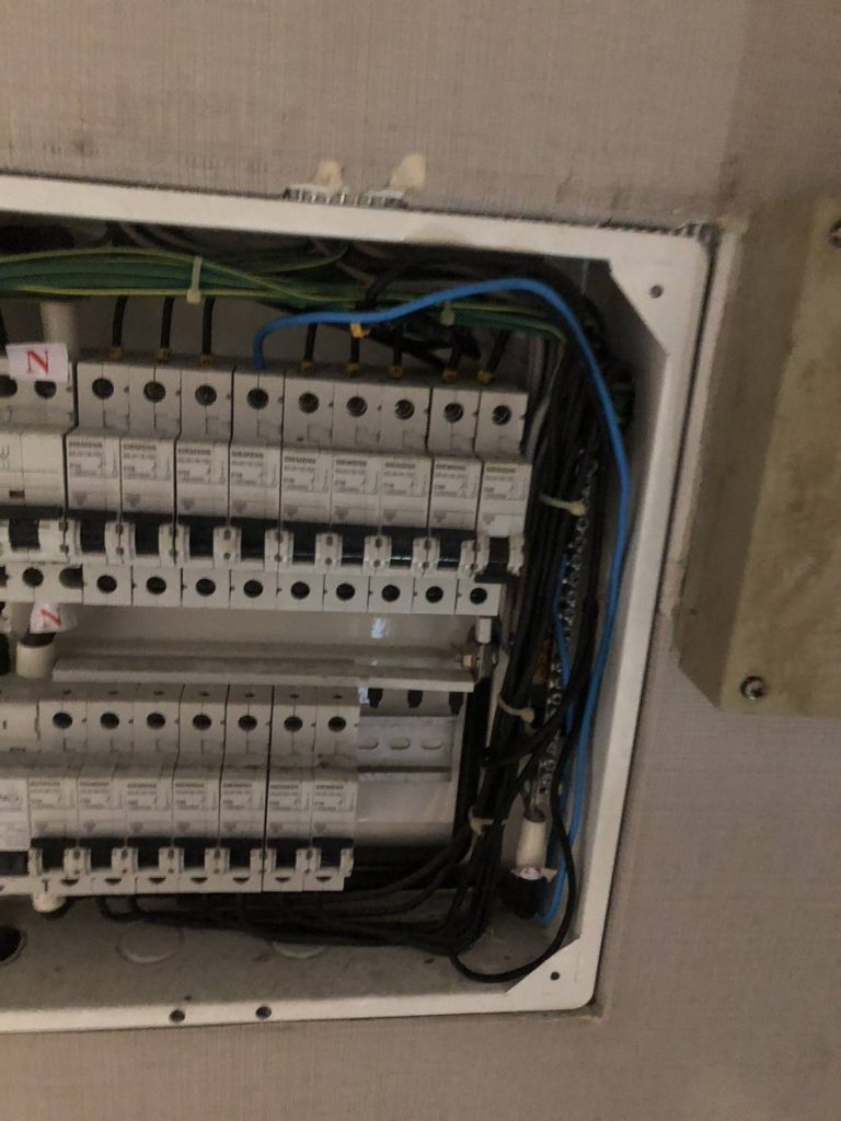 CB Din Rail