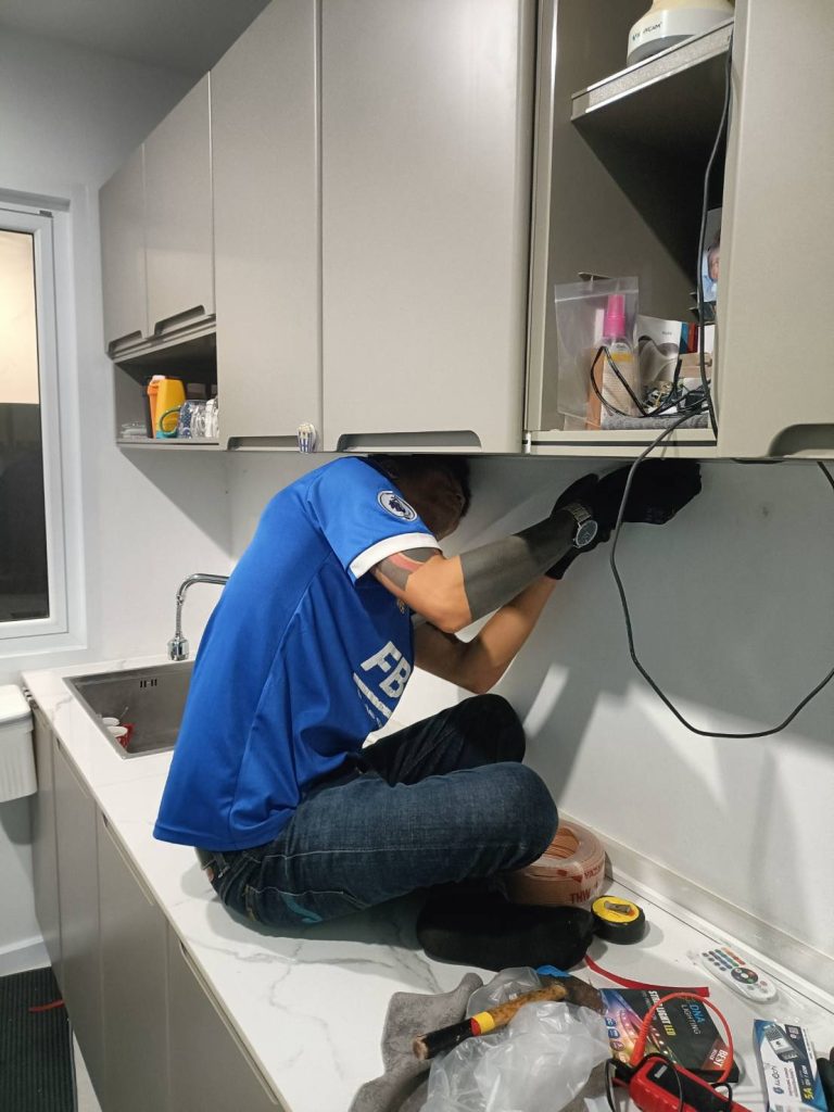 ติดตั้งไฟเส้นLED