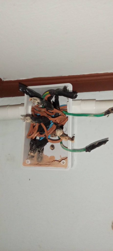 ติดตั้งระบบไฟฟ้าเต็มระบบ