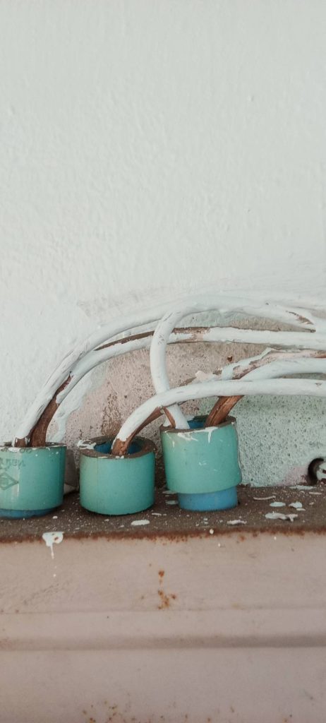 สายไฟเก่า