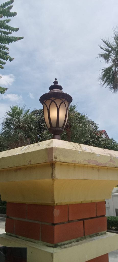 โคมไฟหัวเสา