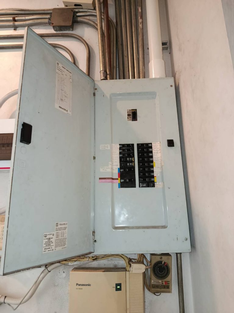 ตู้โหลดเซ็นเตอร์