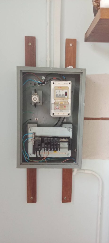 เดินท่อร้อยสาย