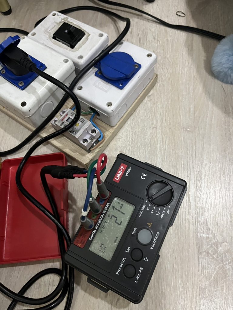 ทดสอบวงจร